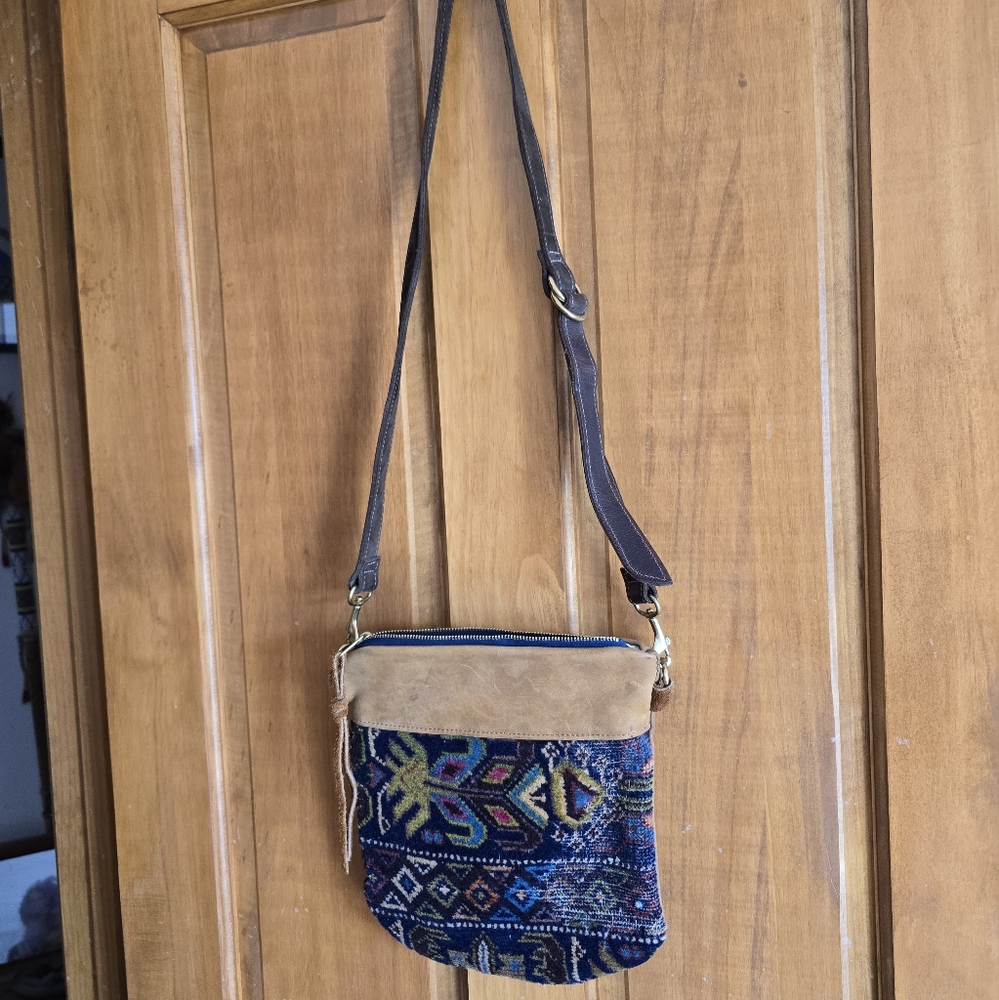 Rebychandbags Handmade Heirloom Rugs and Leather